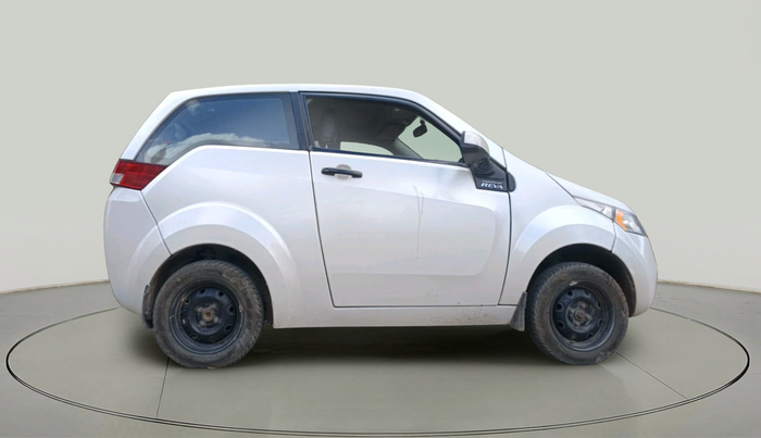 2015 Mahindra E2O T2, Electric, Automatic, 73,976 km, exterior