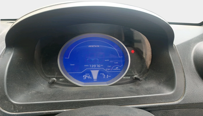 2015 Mahindra E2O T2, Electric, Automatic, 73,976 km, interior