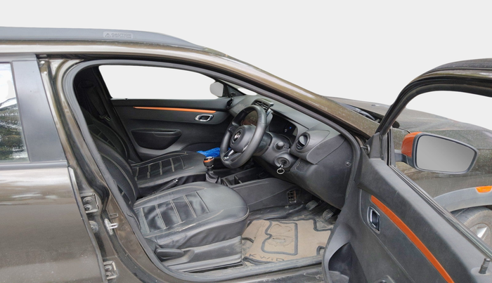 2021 Renault Kwid CLIMBER 1.0 (O), Petrol, Manual, 1,19,678 km, interior