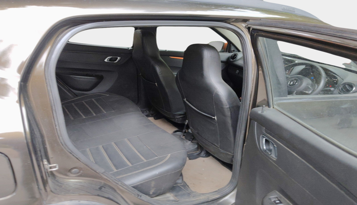 2021 Renault Kwid CLIMBER 1.0 (O), Petrol, Manual, 1,19,678 km, interior