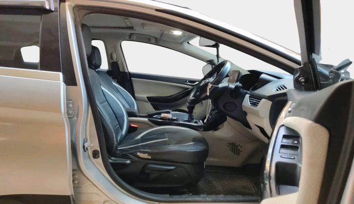 2020 Tata NEXON XZ PLUS PETROL SUNROOF, Petrol, Manual, 32,301 km, interior