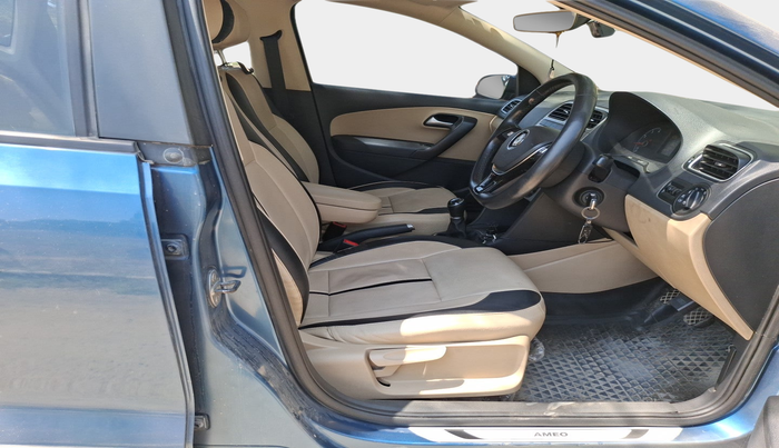 2017 Volkswagen Ameo HIGHLINE1.2L PLUS 16 ALLOY, Petrol, Manual, 53,002 km, interior