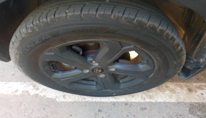 2022 Tata NEXON XZ PLUS (HS) PETROL DARK EDITION, Petrol, Manual, 22,712 km, tyre