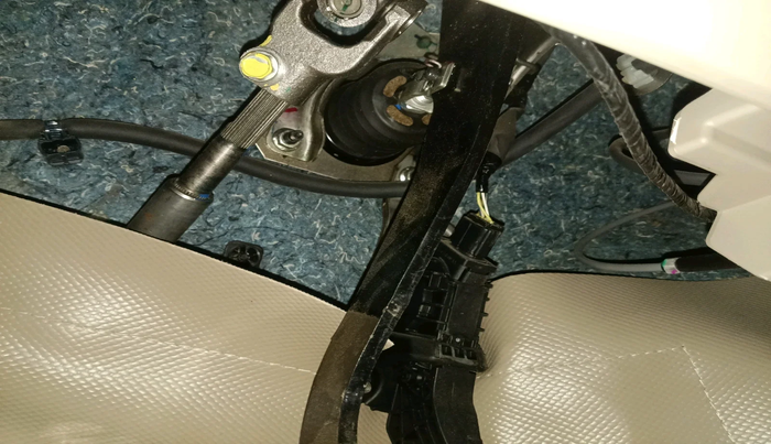 2023 Maruti Ertiga VXI AT SHVS, Petrol, Automatic, 29,595 km, interior