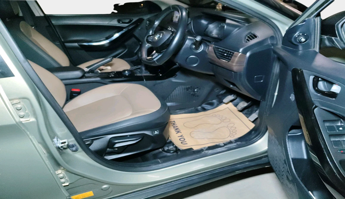 2022 Tata NEXON XZ PLUS PETROL KAZIRANGA, Petrol, Manual, 50,383 km, interior