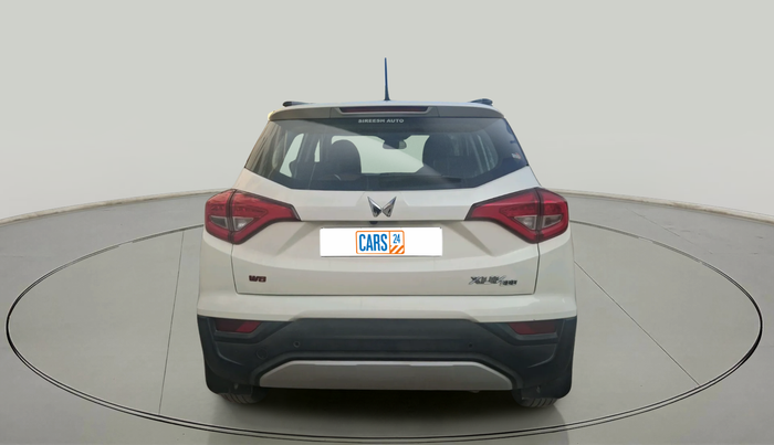 2022 Mahindra XUV300 W8 1.2 PETROL, Petrol, Manual, 39,046 km, exterior