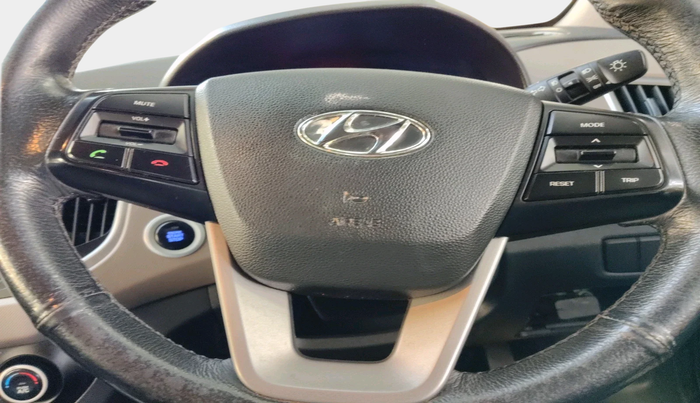 2017 Hyundai Creta SX PLUS 1.6 PETROL, Petrol, Manual, 55,571 km, interior