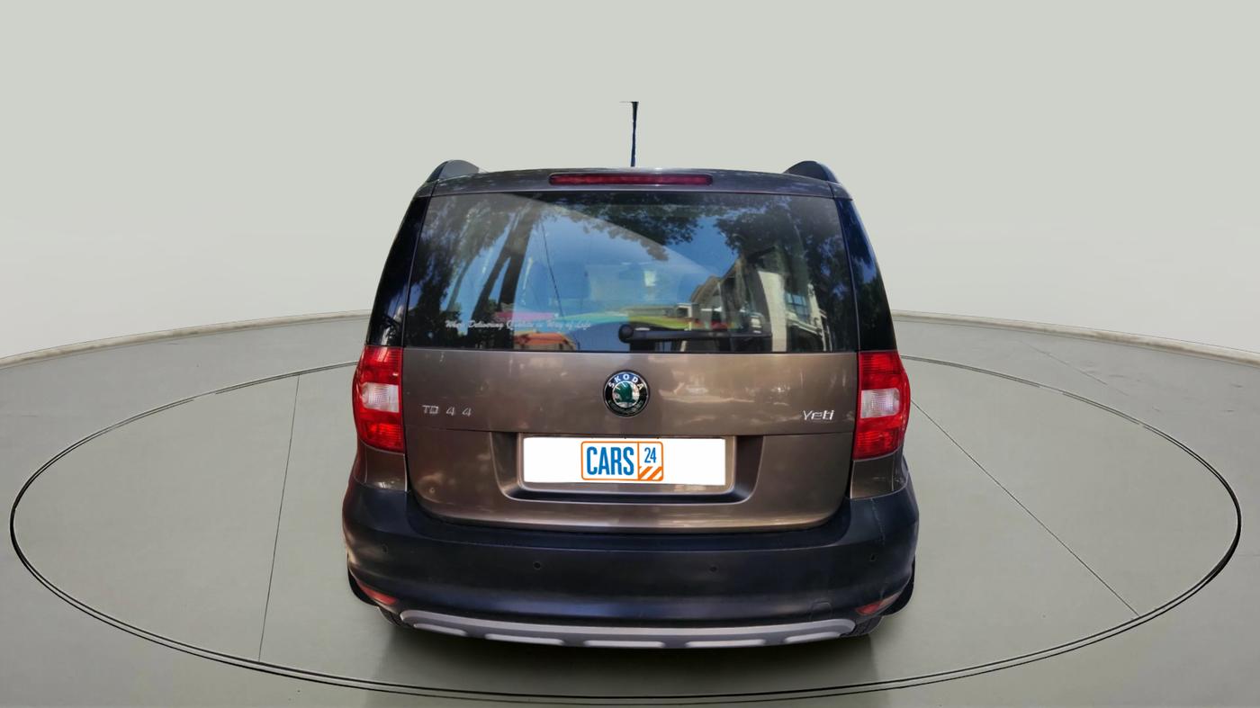 2013 Skoda Yeti ELEGANCE 2.0 TDI CR 4X4, Diesel, Manual, 1,20,343 km, exterior