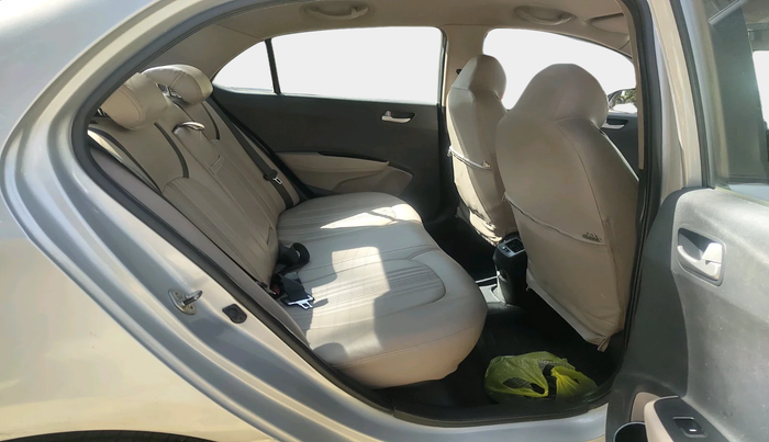 2014 Hyundai Xcent S (O) 1.2, Petrol, Manual, 74,083 km, interior