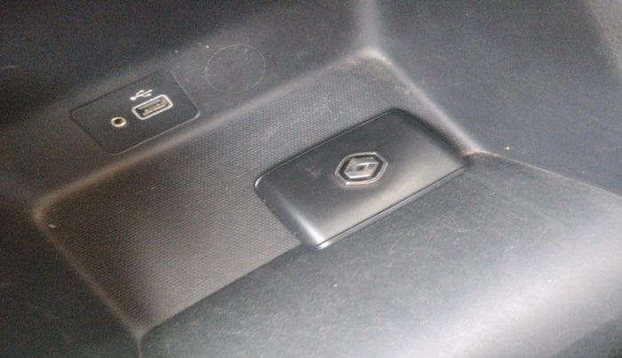 2023 Renault TRIBER RXZ, Petrol, Manual, 39,344 km, interior