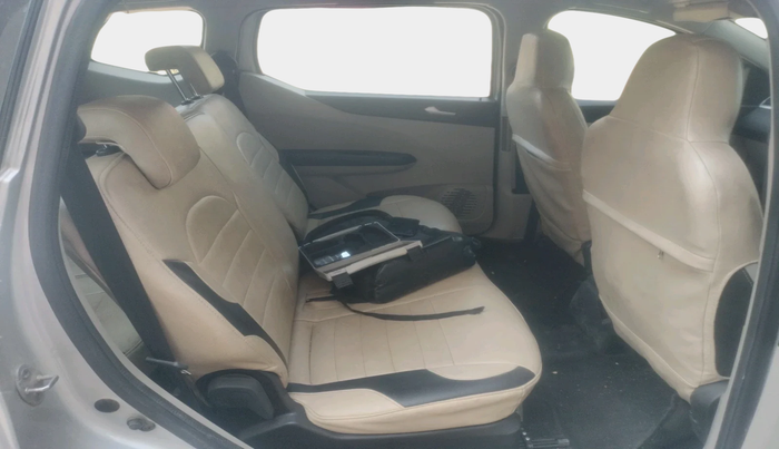 2023 Renault TRIBER RXZ, Petrol, Manual, 39,344 km, interior