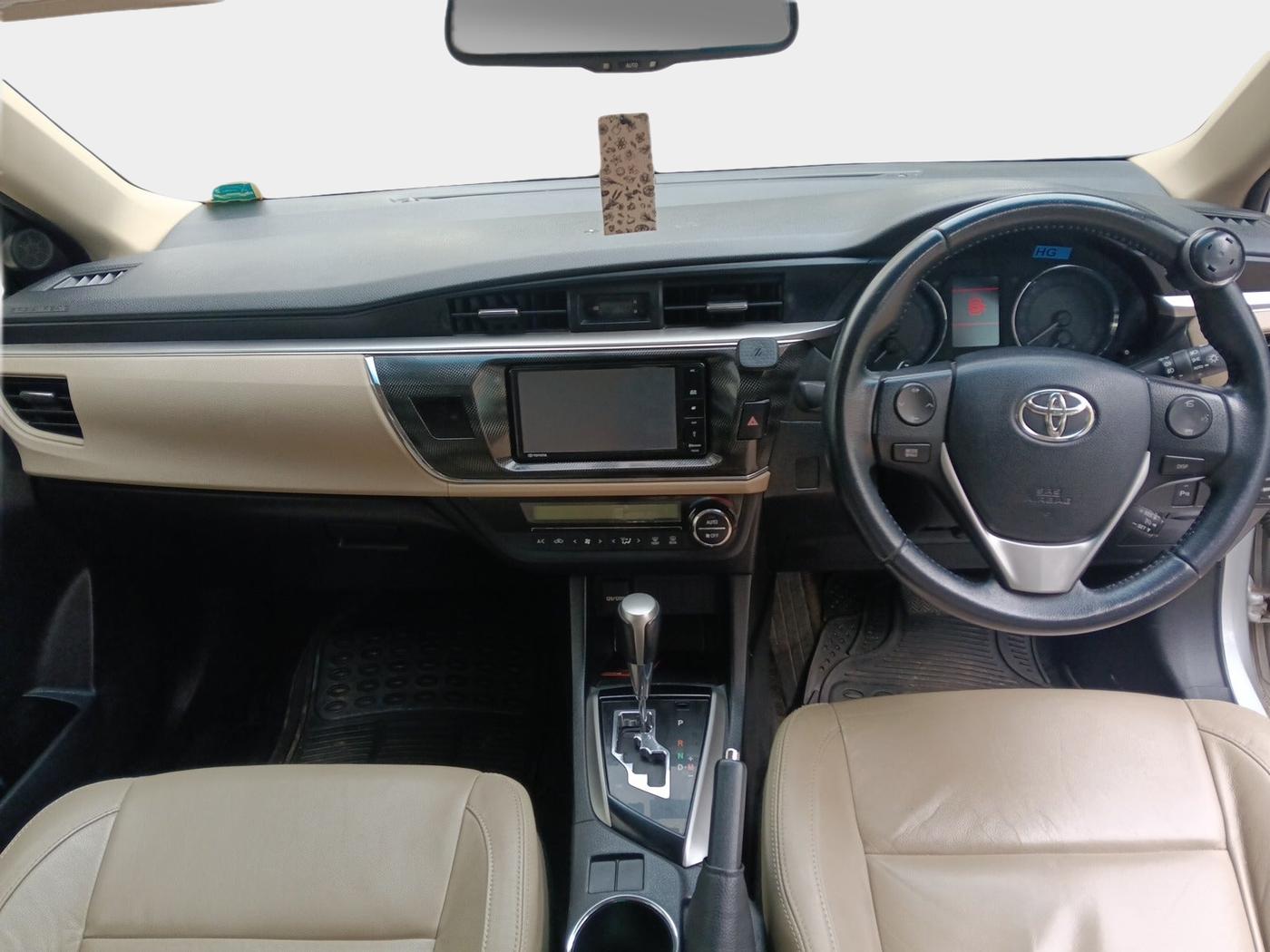 2014 Toyota Corolla Altis VL CVT PETROL, Petrol, Automatic, 69,593 km, interior