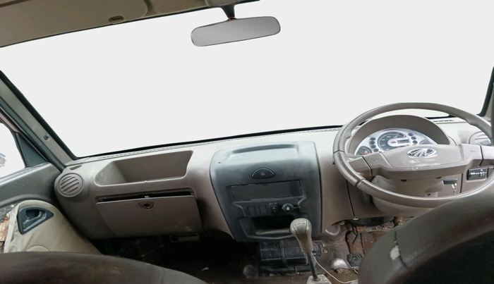 2017 Mahindra SUPRO VX 5 STR, Diesel, Manual, 38,171 km, interior