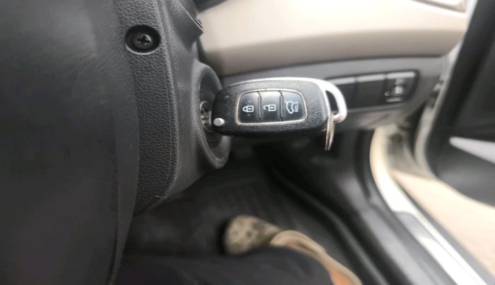 2016 Hyundai Creta SX 1.6 DIESEL, Diesel, Manual, 87,571 km, interior