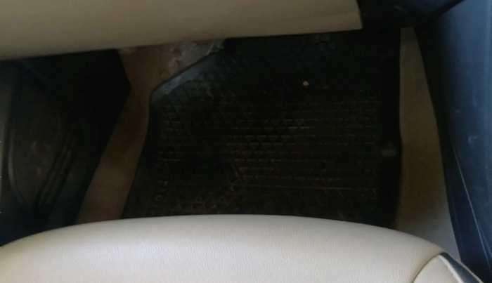 2012 Volkswagen Polo COMFORTLINE 1.2L PETROL, Petrol, Manual, 99,832 km, interior