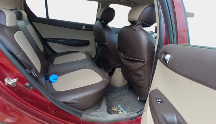 2010 Hyundai i20 MAGNA 1.2, Petrol, Manual, 2,62,000 km, interior