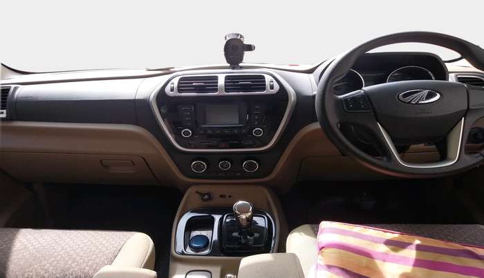 2017 Mahindra TUV300 T8 AMT, Diesel, Automatic, 24,397 km, interior