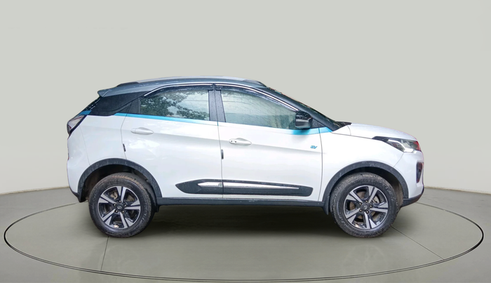 2023 Tata NEXON EV XZ PLUS LUX, Electric, Automatic, 24,850 km, exterior