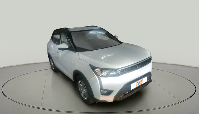 2023 Mahindra XUV300 W4 1.5 DIESEL, Diesel, Manual, 47,488 km, exterior