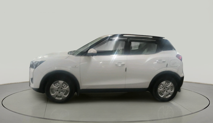 2023 Mahindra XUV300 W4 1.5 DIESEL, Diesel, Manual, 47,488 km, exterior