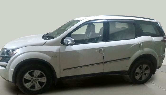 2011 Mahindra XUV500 W8, Diesel, Manual, 1,23,402 km, exterior