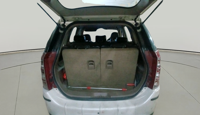 2011 Mahindra XUV500 W8, Diesel, Manual, 1,23,402 km, exterior