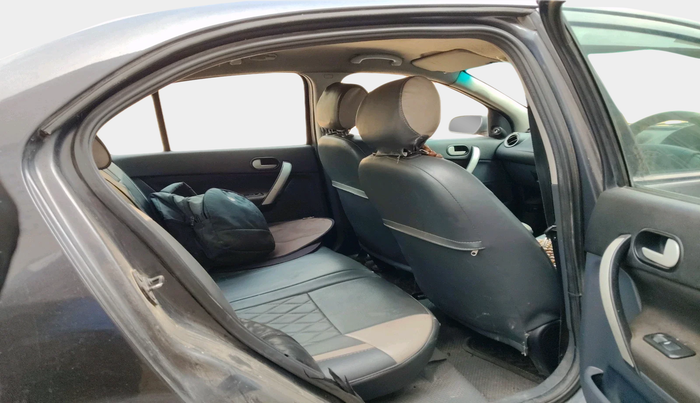 2011 Ford Fiesta ZXI 1.4 DIESEL, Diesel, Manual, 1,87,191 km, interior