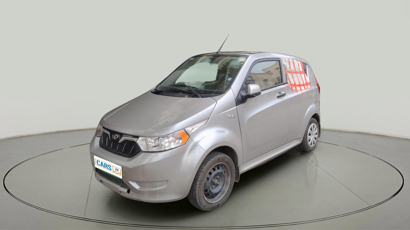 2018 Mahindra E20 Plus P6, Electric, Automatic, 40,000 km, exterior