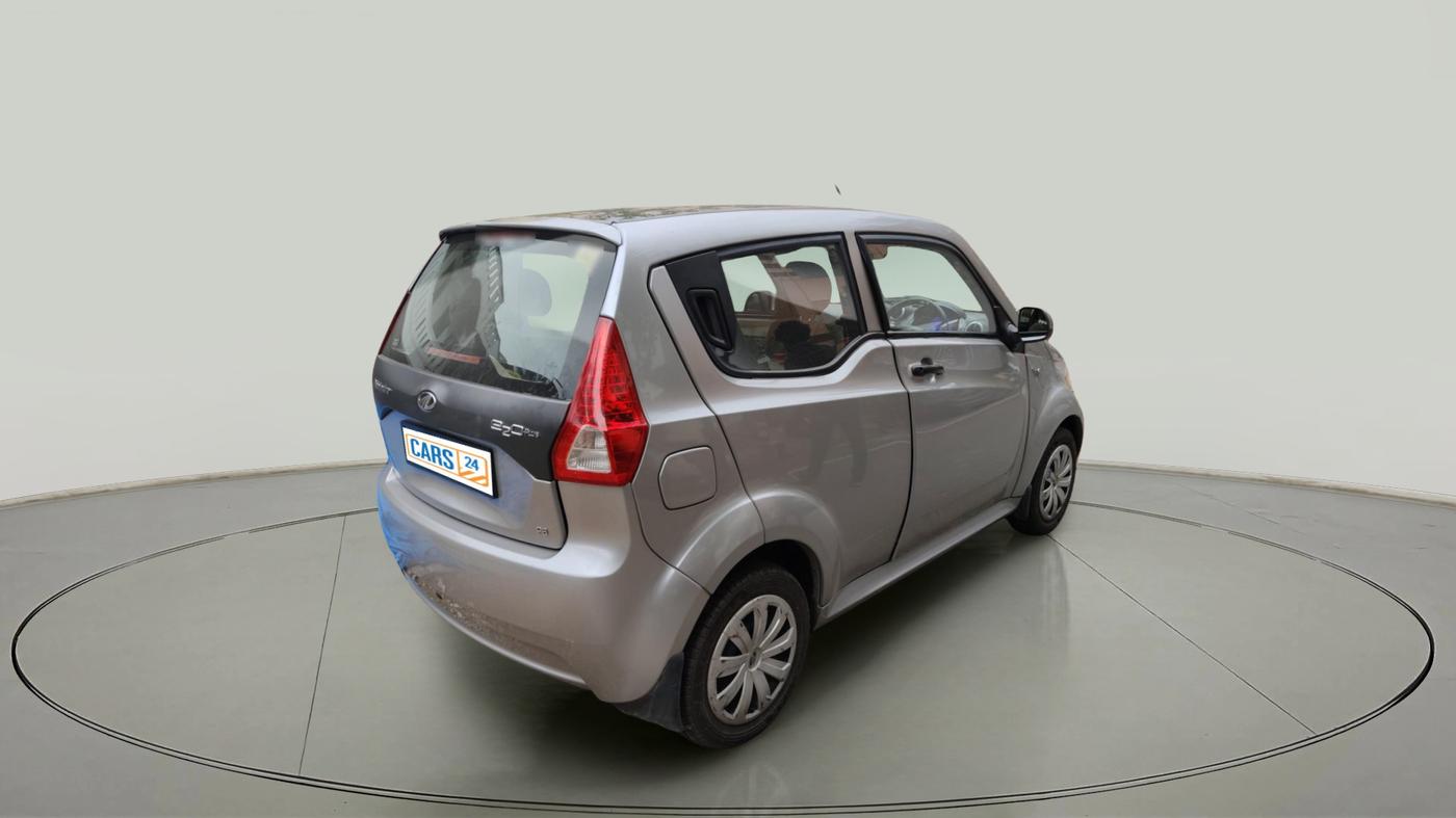 2018 Mahindra E20 Plus P6, Electric, Automatic, 40,000 km, exterior