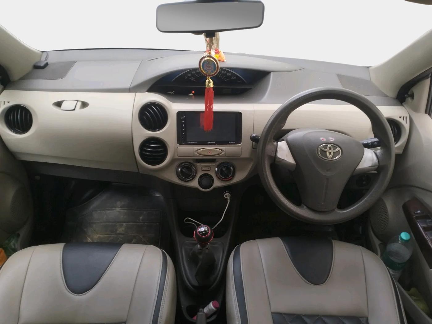 2014 Toyota Etios Liva G SP, Petrol, Manual, 74,299 km, interior