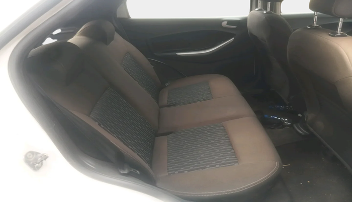 2016 Ford New Figo TREND 1.5L DIESEL, Diesel, Manual, 1,61,469 km, interior