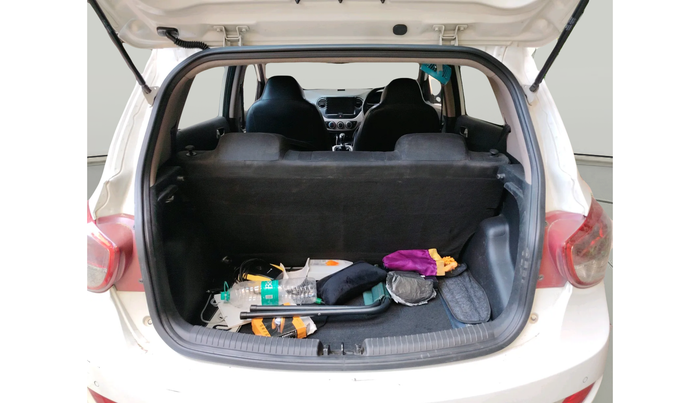 2014 Hyundai Grand i10 SPORTZ 1.1 CRDI, Diesel, Manual, 1,48,606 km, exterior