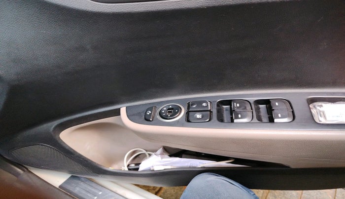 2014 Hyundai Grand i10 SPORTZ 1.1 CRDI, Diesel, Manual, 1,48,606 km, interior