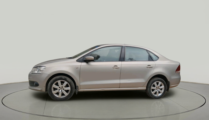 2013 Volkswagen Vento COMFORTLINE 1.6, Petrol, Manual, 1,28,245 km, exterior