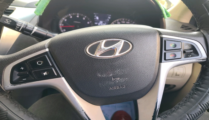 2011 Hyundai Verna FLUIDIC 1.6 VTVT EX, Petrol, Manual, 87,474 km, interior