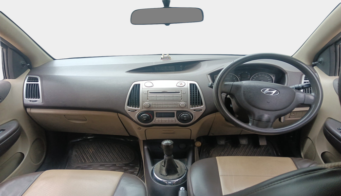 2011 Hyundai i20 MAGNA (O) 1.2, Petrol, Manual, 1,10,400 km, interior