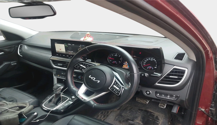 2022 KIA SELTOS GTX PLUS AT 1.5 DIESEL, Diesel, Automatic, 74,402 km, interior