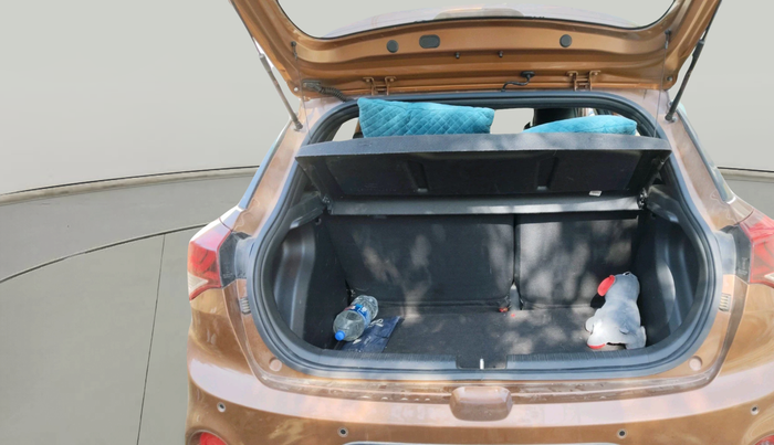 2016 Hyundai i20 Active 1.2 SX, Petrol, Manual, 47,078 km, exterior