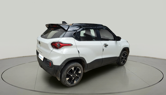 2024 Tata PUNCH Creative Dual Tone MT Sunroof, Petrol, Manual, 16,570 km, exterior