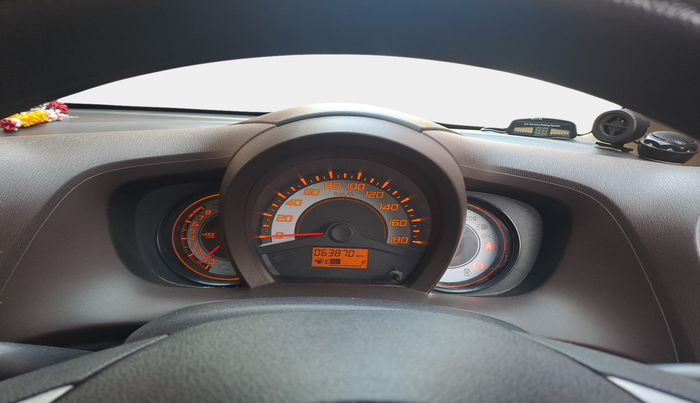2013 Honda Brio V MT, Petrol, Manual, 63,870 km, interior