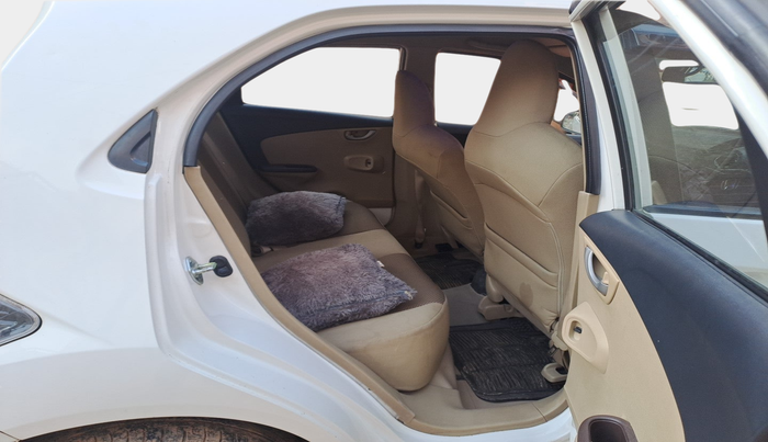 2013 Honda Brio V MT, Petrol, Manual, 63,870 km, interior