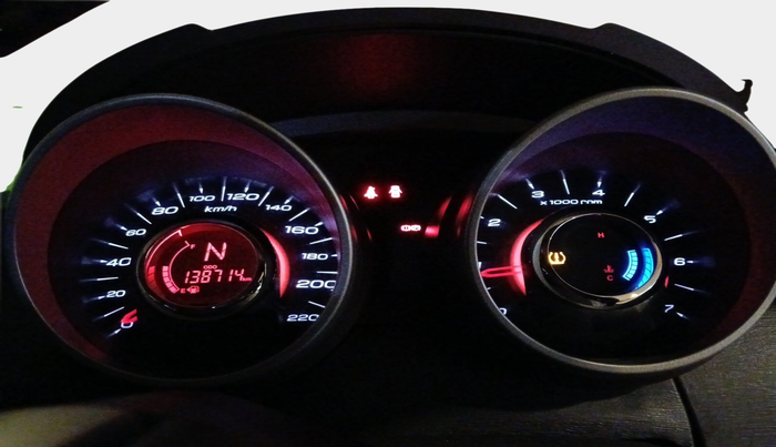 2012 Mahindra XUV500 W8, Diesel, Manual, 1,38,714 km, interior