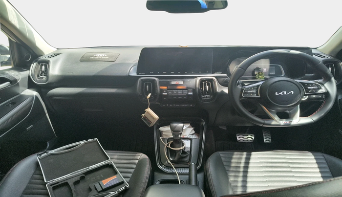 2022 KIA SONET GTX PLUS 1.5 AT, Diesel, Automatic, 38,180 km, interior