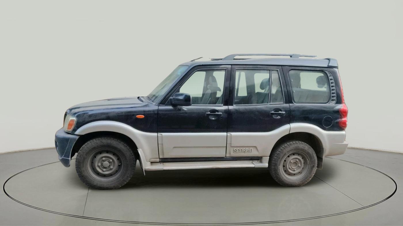 2012 Mahindra Scorpio SLE, Diesel, Manual, 2,02,954 km, exterior