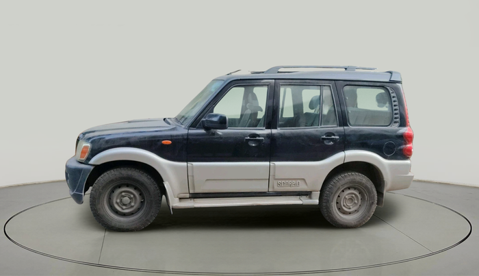 2012 Mahindra Scorpio SLE, Diesel, Manual, 2,02,954 km, exterior