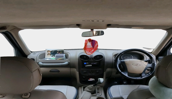 2012 Mahindra Scorpio SLE, Diesel, Manual, 2,02,954 km, interior