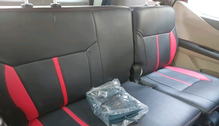 2020 Renault TRIBER RXZ AMT, Petrol, Automatic, 19,462 km, interior