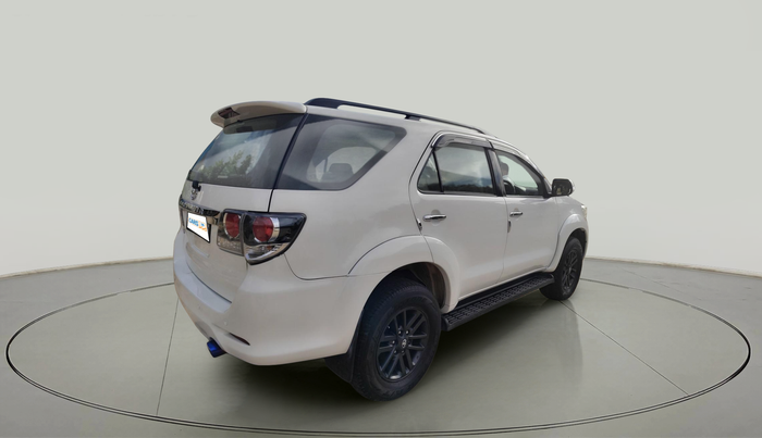 2015 Toyota Fortuner 3.0 4X2 MT, Diesel, Manual, 1,10,698 km, exterior