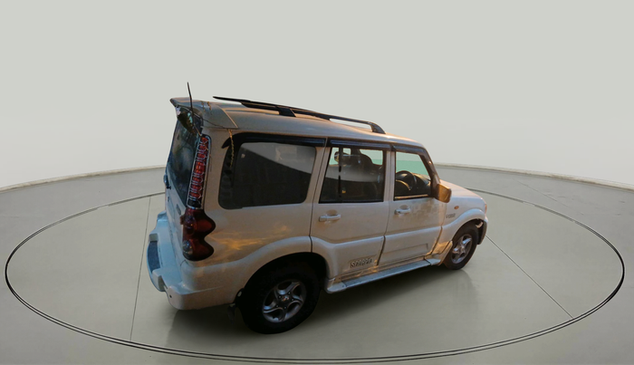 2011 Mahindra Scorpio SLE BS-III, Diesel, Manual, 1,80,110 km, exterior