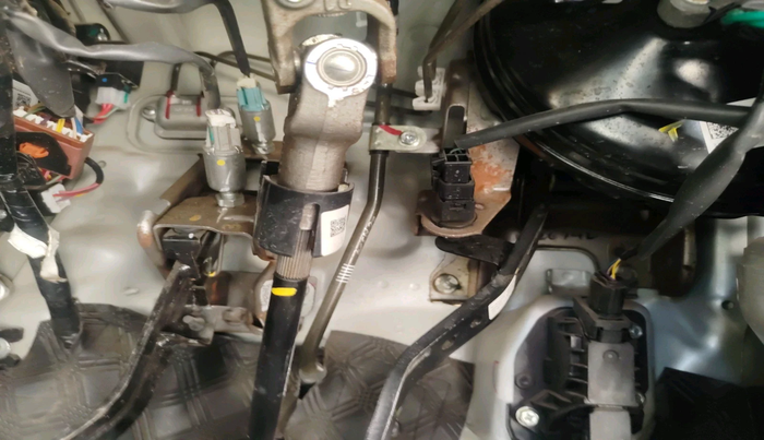 2023 Maruti Eeco 5 STR AC, Petrol, Manual, 39,984 km, interior